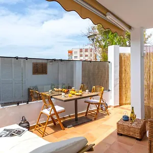 https://livemalaga-san-telmo-beach.1costadelsol.com