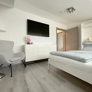 https://f10-apartment-illertissen-sky.com-bavaria.com