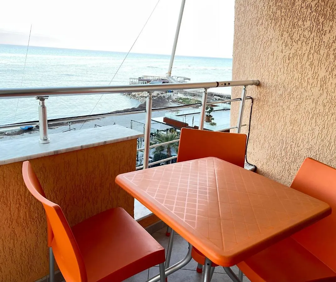 Sea View Apartment/Beach/City Center/Wifi Дуррес Апартаменты