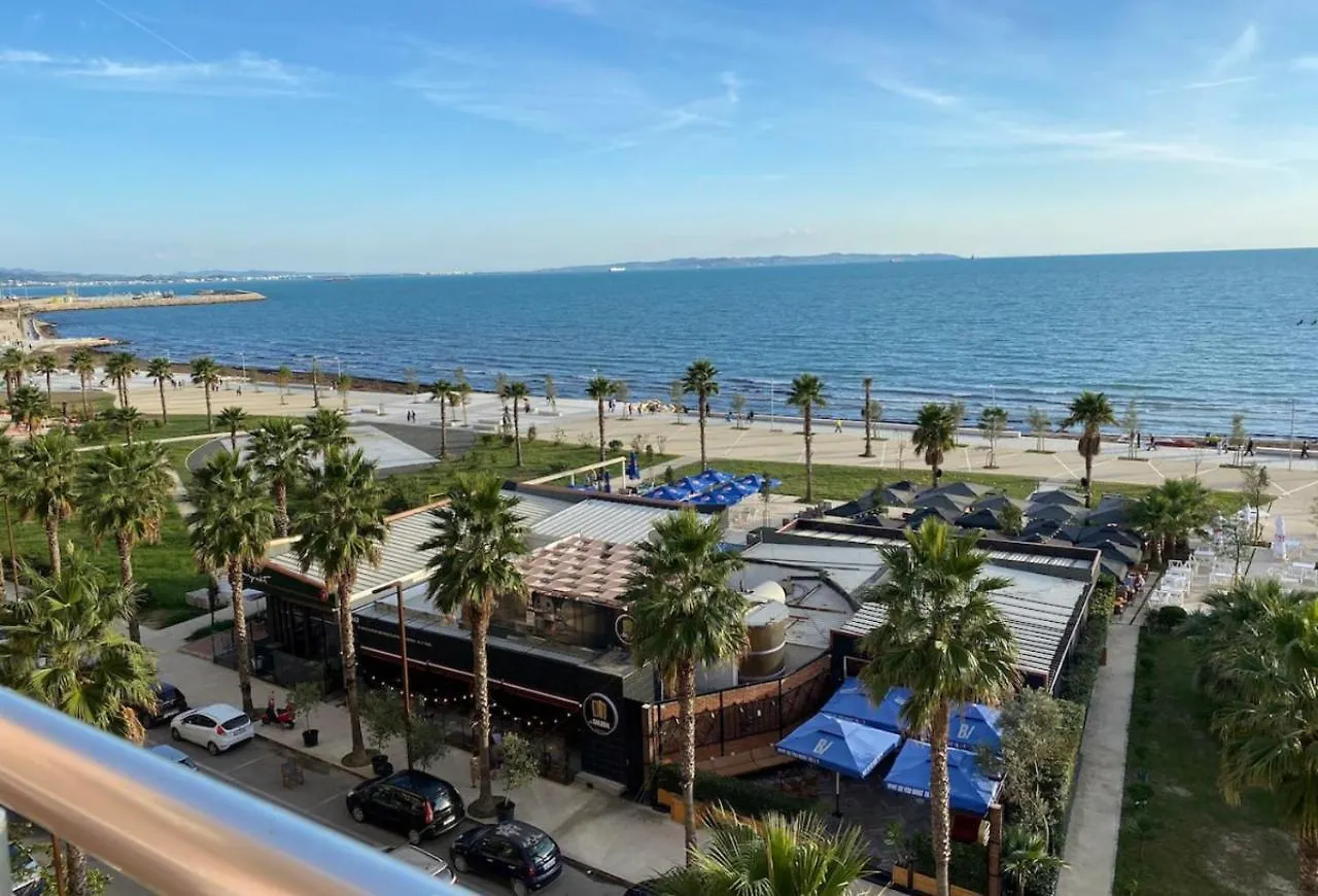 Sea View Apartment/Beach/City Center/Wifi Durrës